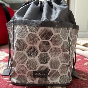 Thirty-One make up bag